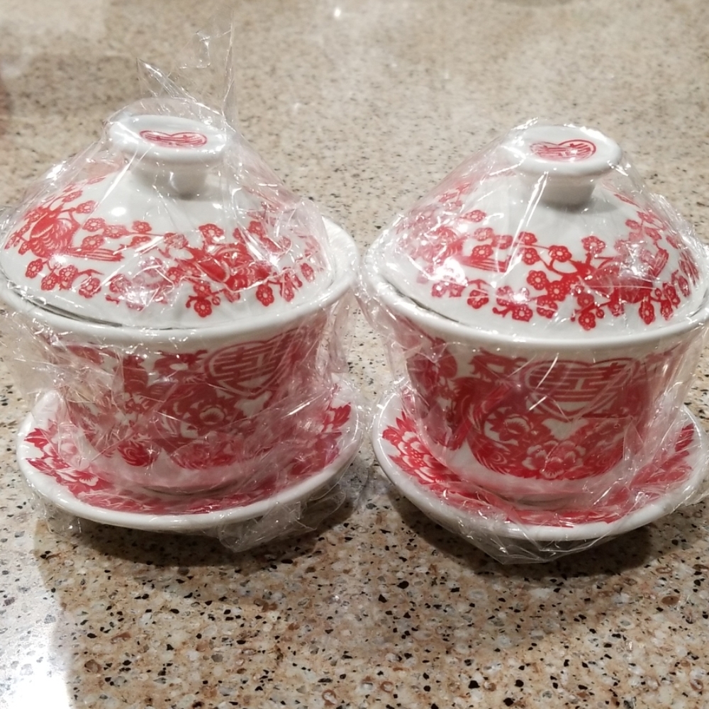 couple tea cups with lid